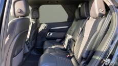 Land Rover Discovery 3.0 D300 Dynamic SE 5dr Auto Diesel Station Wagon